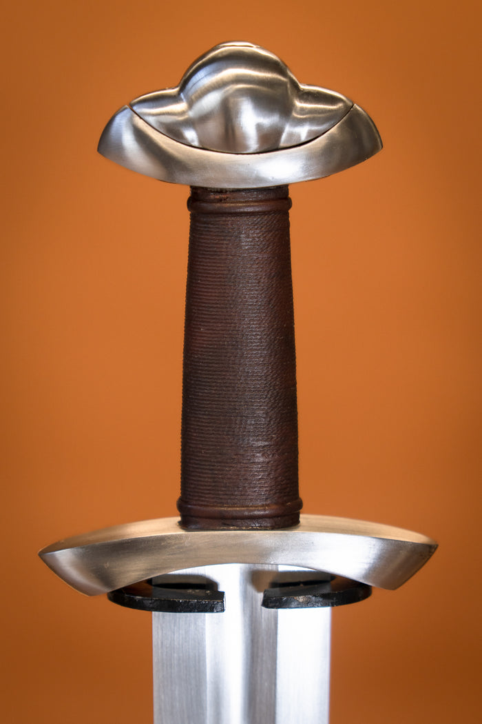 Viking sword Petersen type S, three lobed, semi-sharp