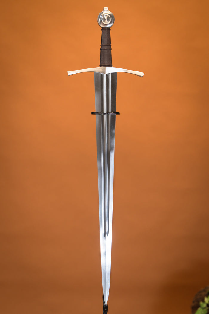 Medieval sword Oakeshott type XIV, semi-sharp