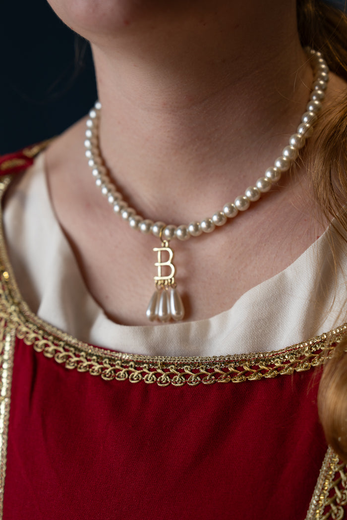 Pearl necklace Anne Boleyn, pewter