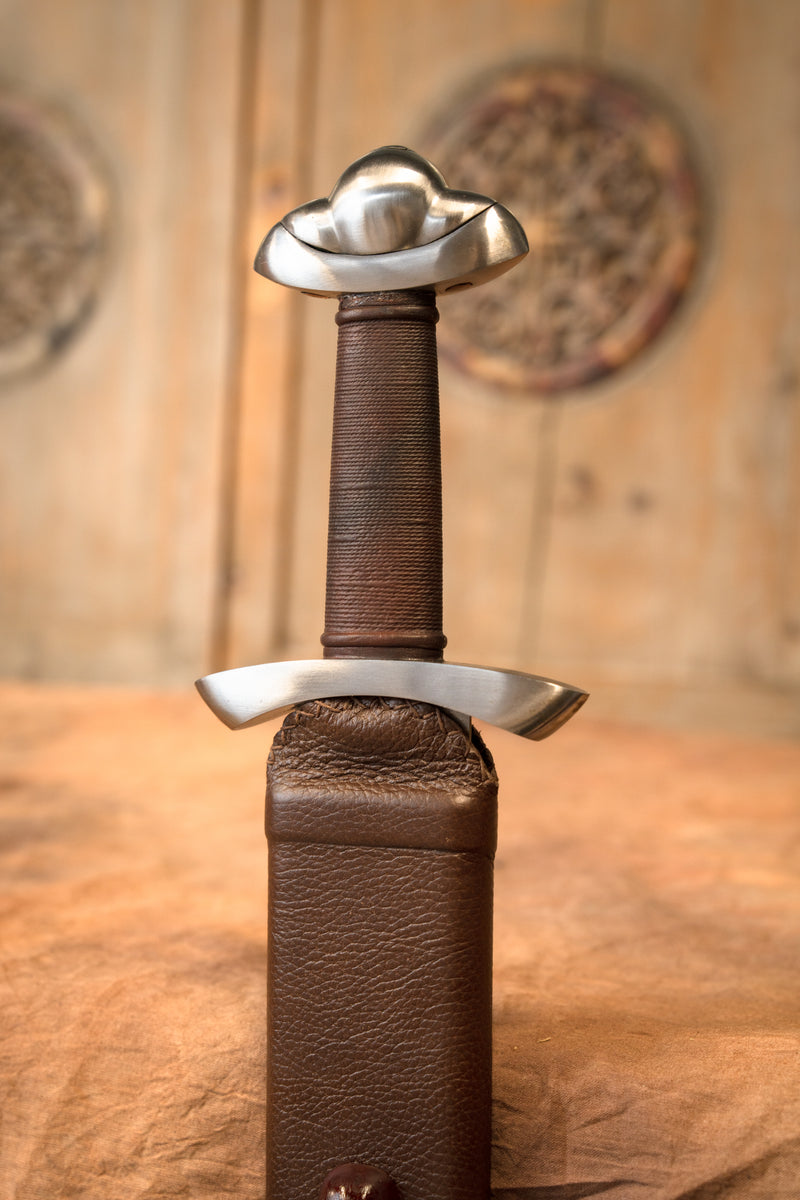 Vikingasvärd Petersen typ S, trelobbat, semi vass