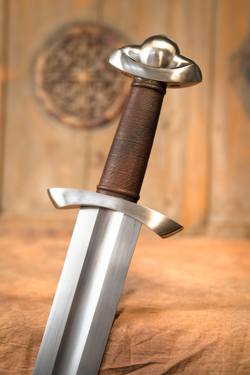 Vikingasvärd Petersen typ S, trelobbat, semi vass