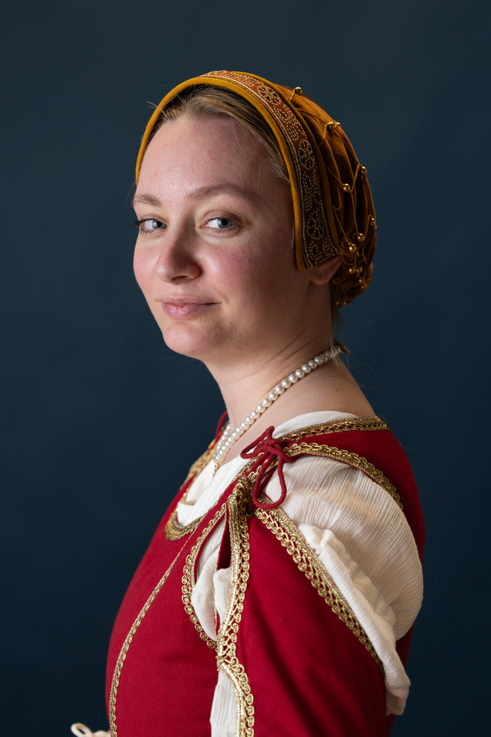 Italian gamurra, late 15th century, red