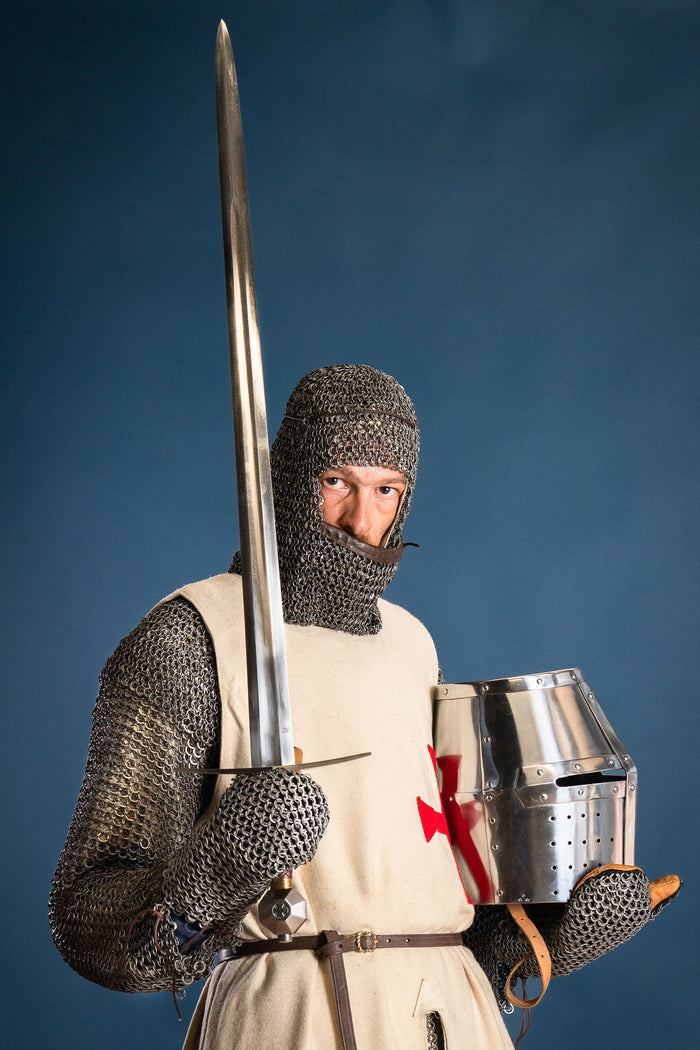 Chainmail mittens, muffs, flat rings, round rivets