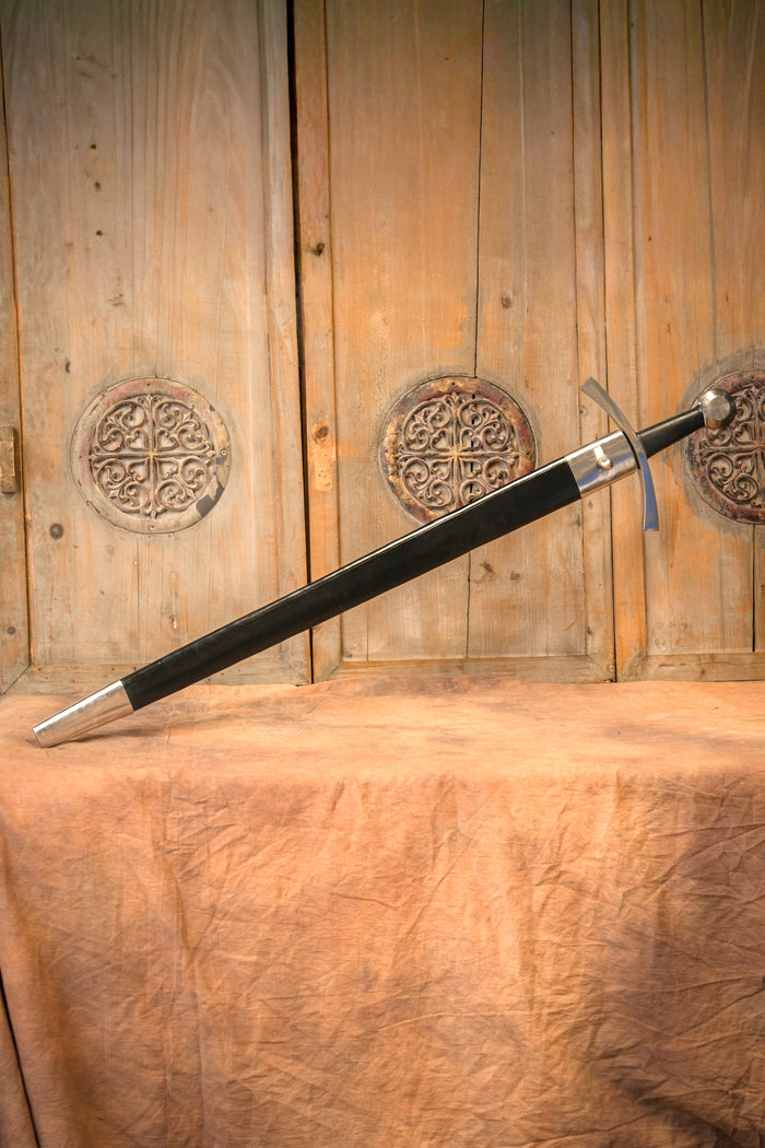 Medieval sword Oakeshott type X, semi-sharp