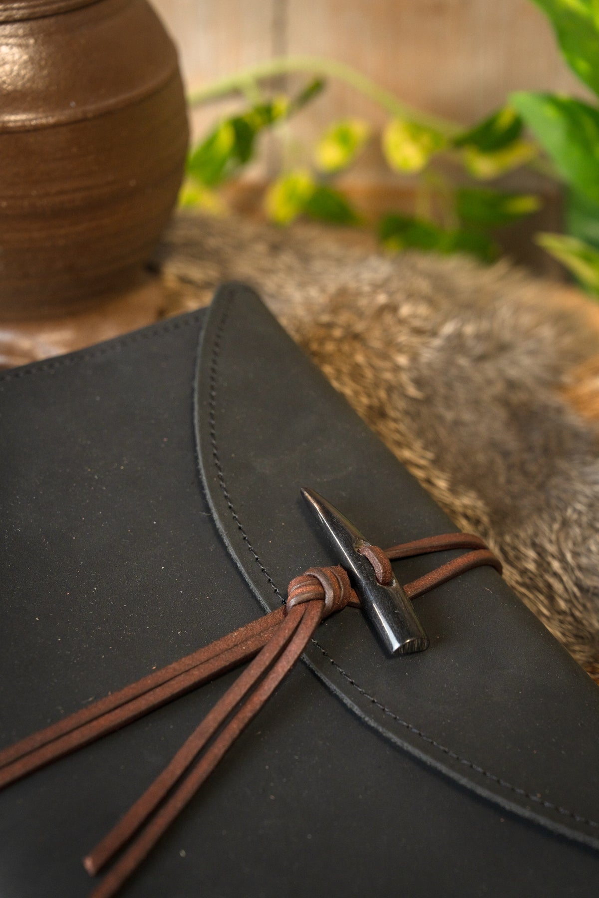 Notebook with leather cover, black, L