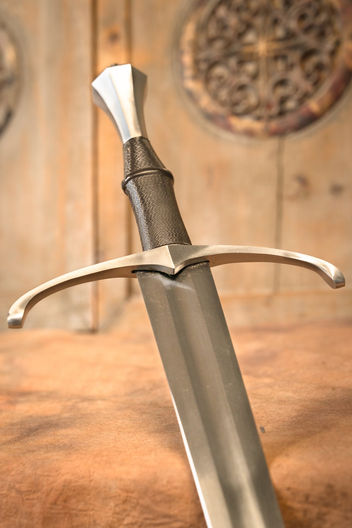 Towton bastard sword, semi-sharp