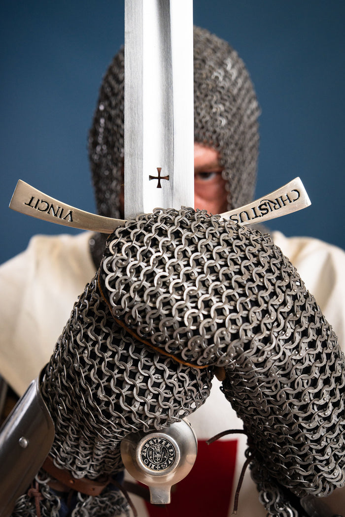 Chainmail mittens, muffs, flat rings, round rivets