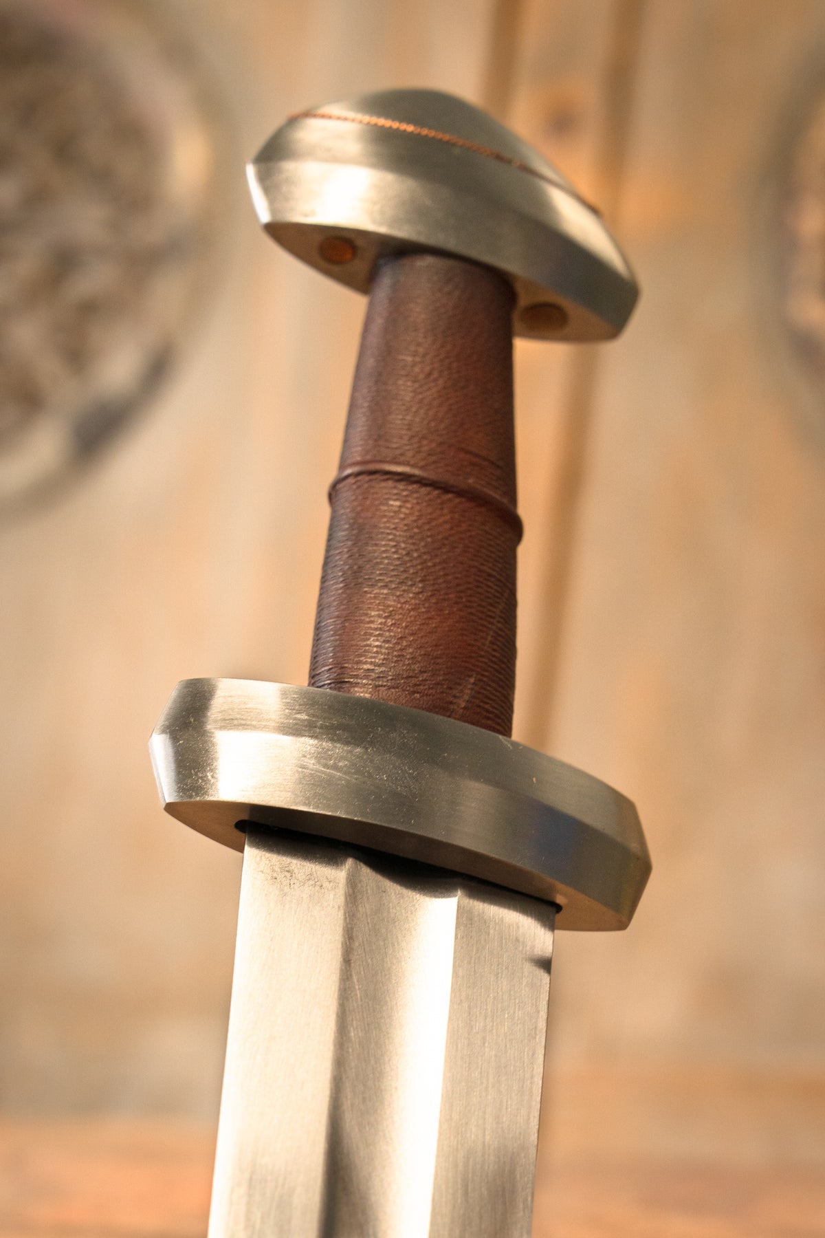 Viking sword type H, semi-sharp