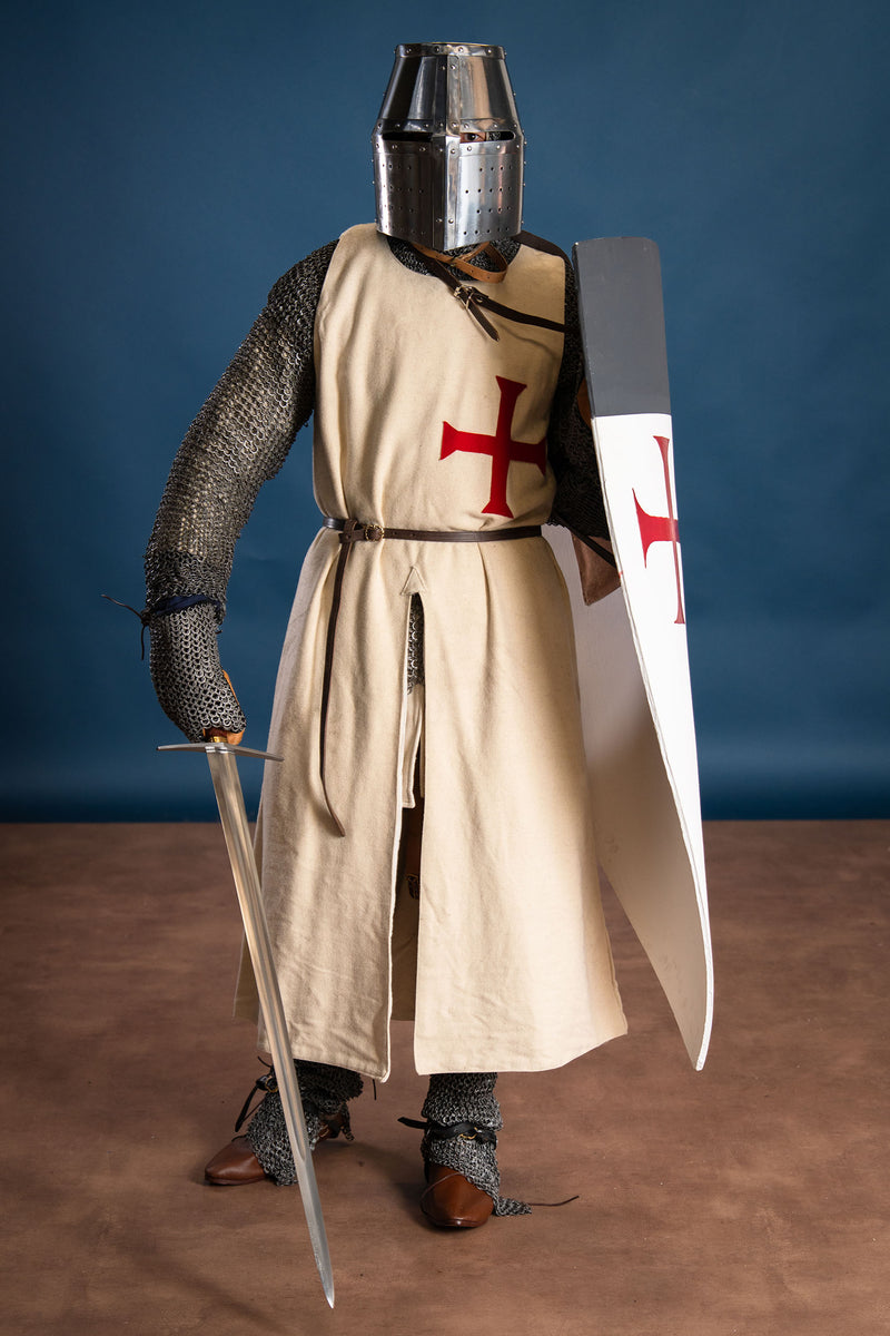 Historiskt tempelriddaröverplagg, krämfärgat