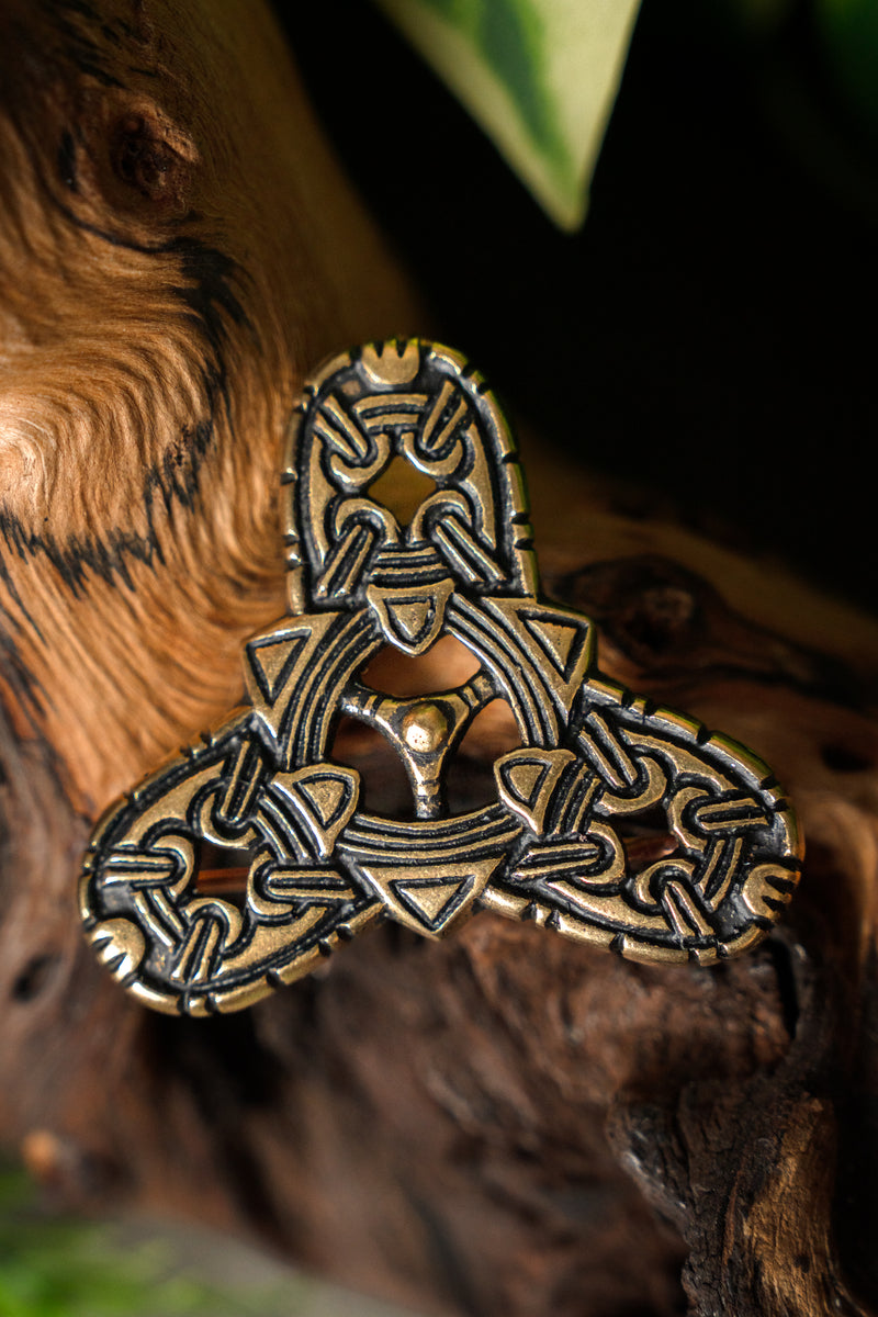 Fibula w stylu Borre, Smoleńsk, brąz