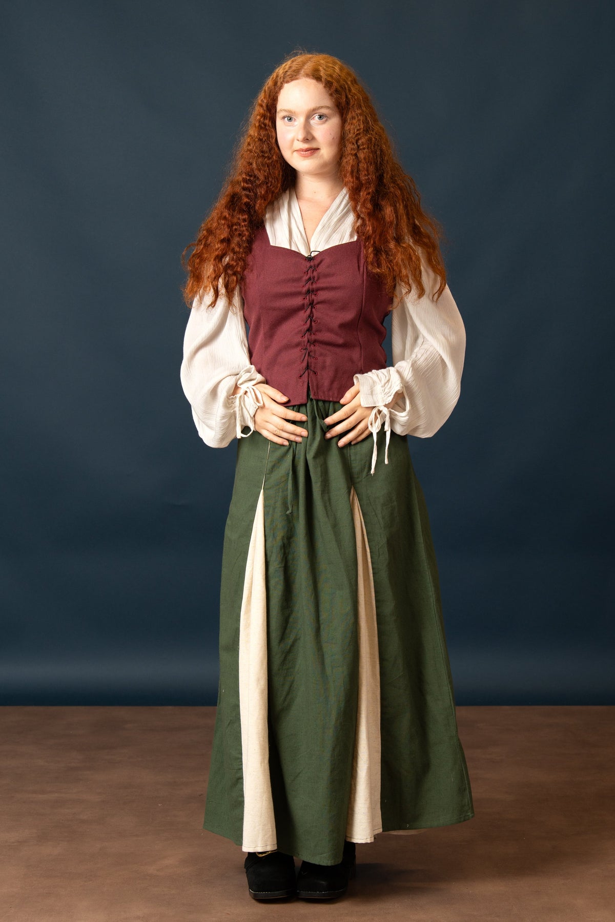Doublet Tika, 16th century, bordeaux red