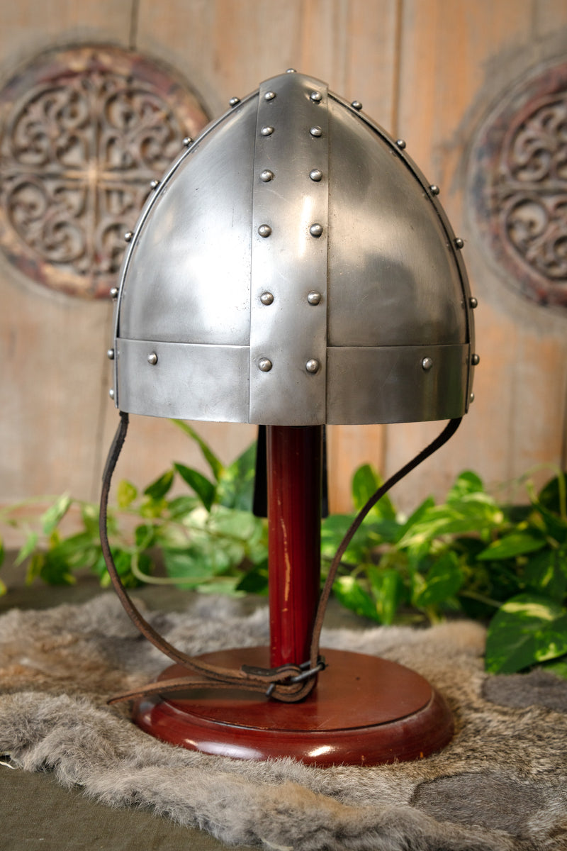 Spangenhelm vichingo Thore
