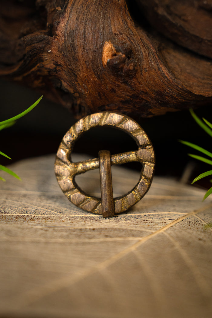 Round buckle