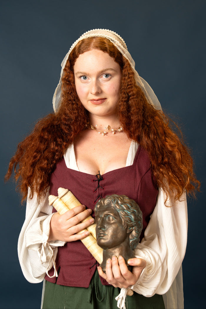 Doublet Tika, 16th century, bordeaux red