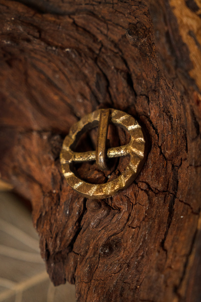Round buckle