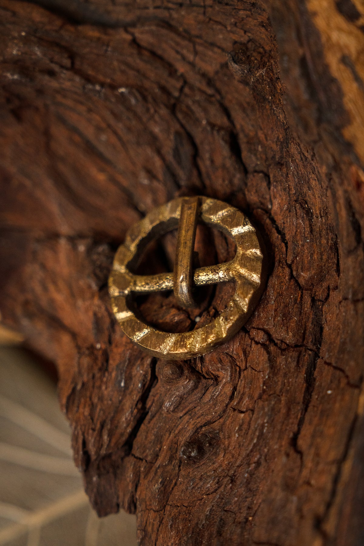Round buckle