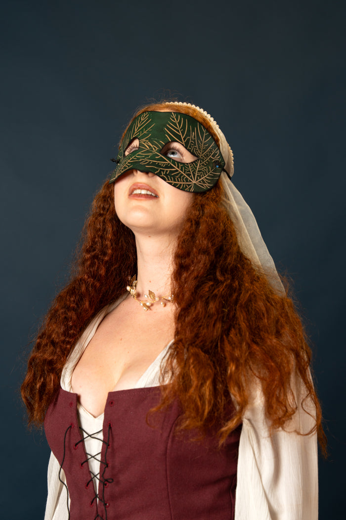 Leather mask Nessa, green