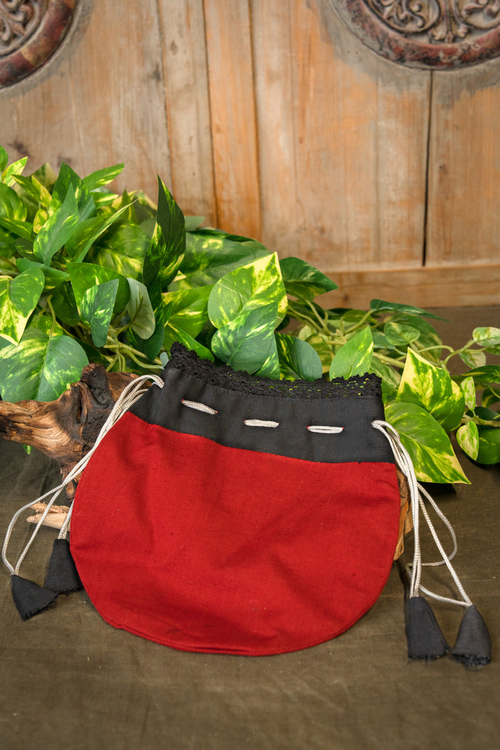Money pouch Lynette, red-black