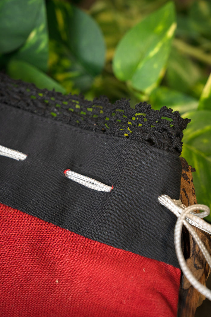 Money pouch Lynette, red-black
