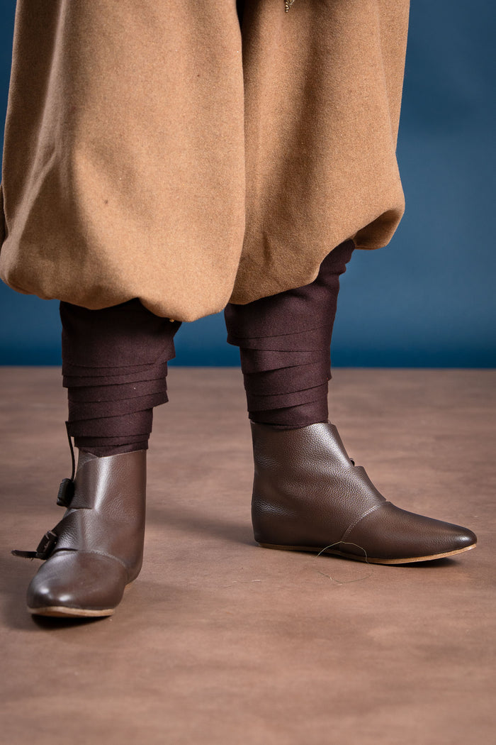Hredulf leg wrappings, wool blend, brown