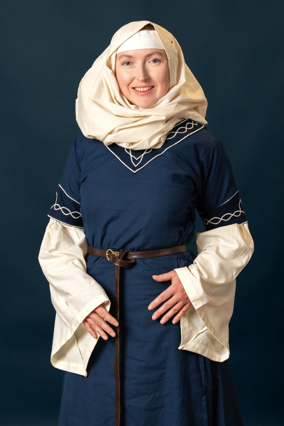 Gothic Bliaut Fiona, blue-natural