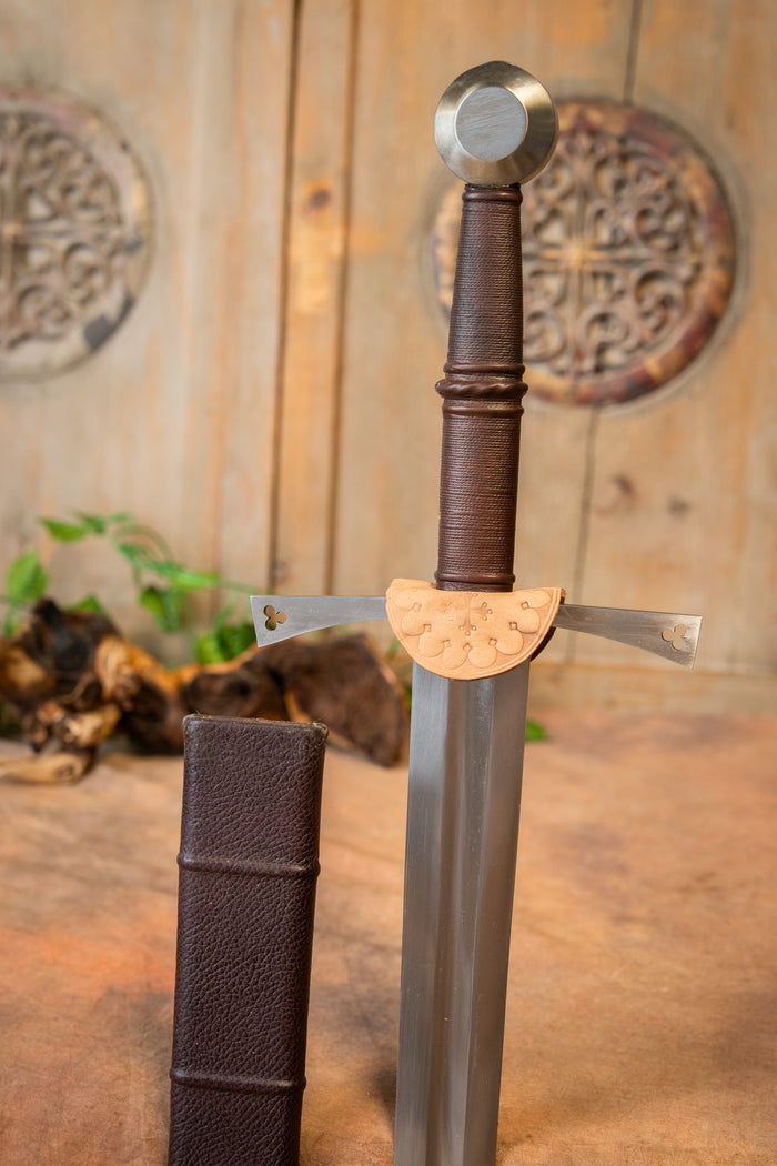 Medieval longsword Oakeshott type XVa, semi-sharp