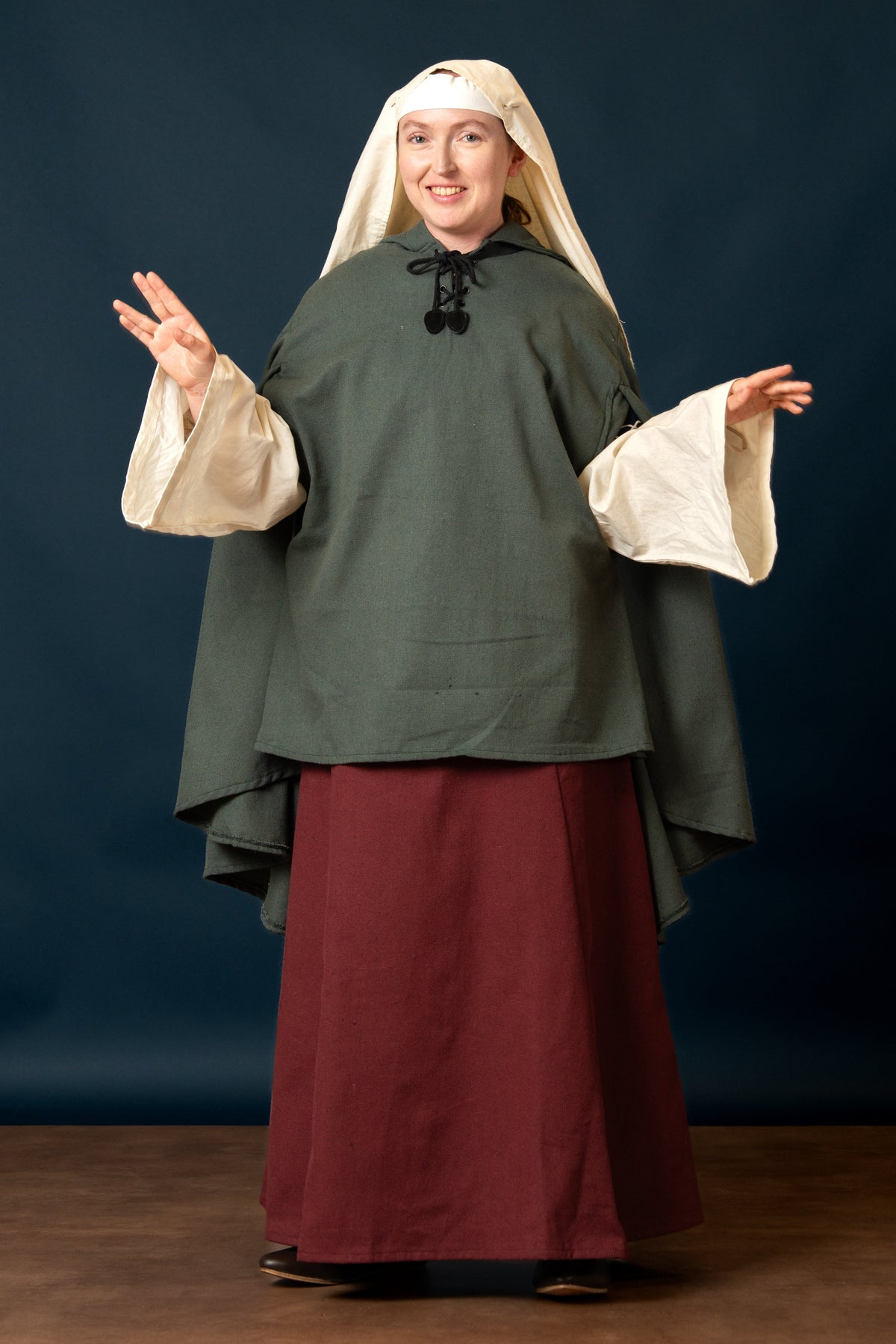 Gardecorp, travel cloak Raven, green