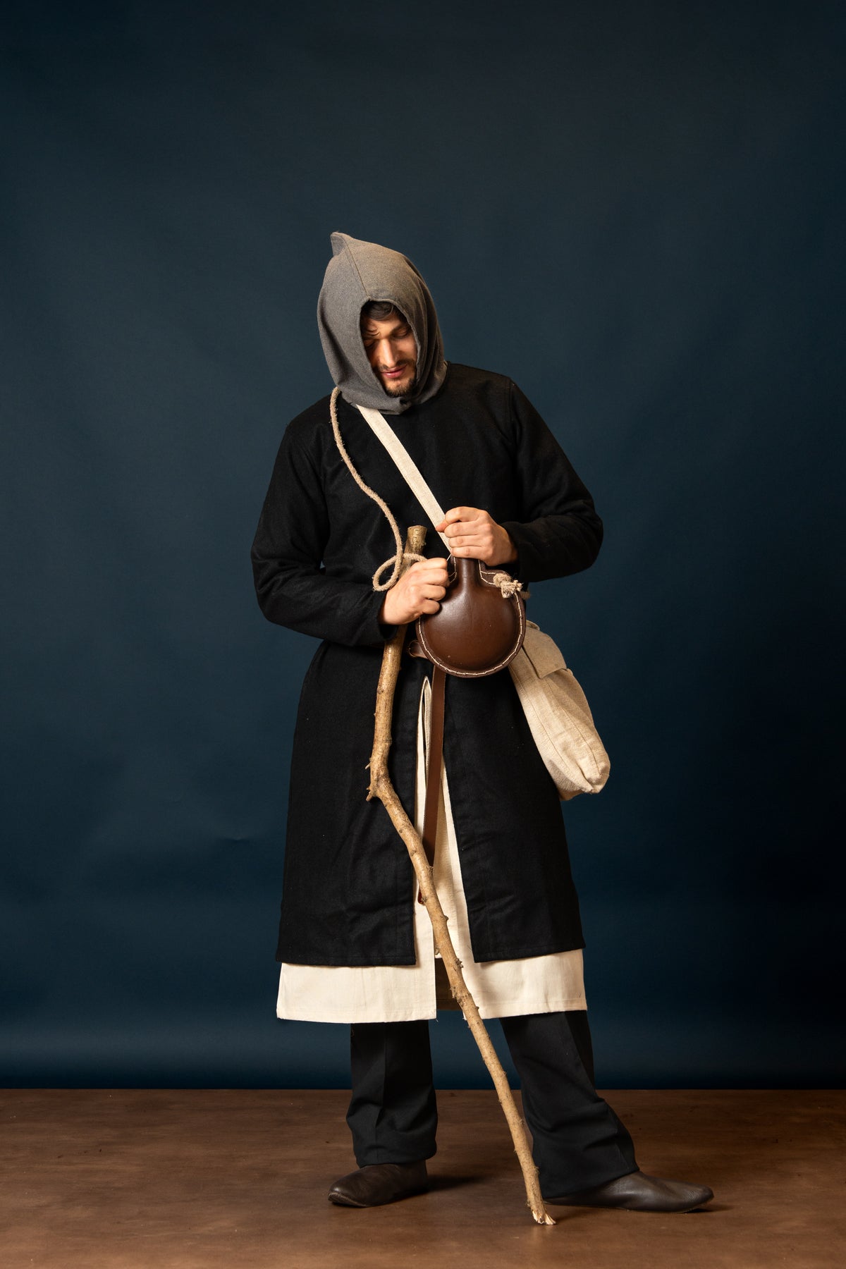 Medieval hood, grey