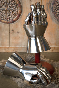 Hourglass Gauntlets 1350-1410, 1.6 mm