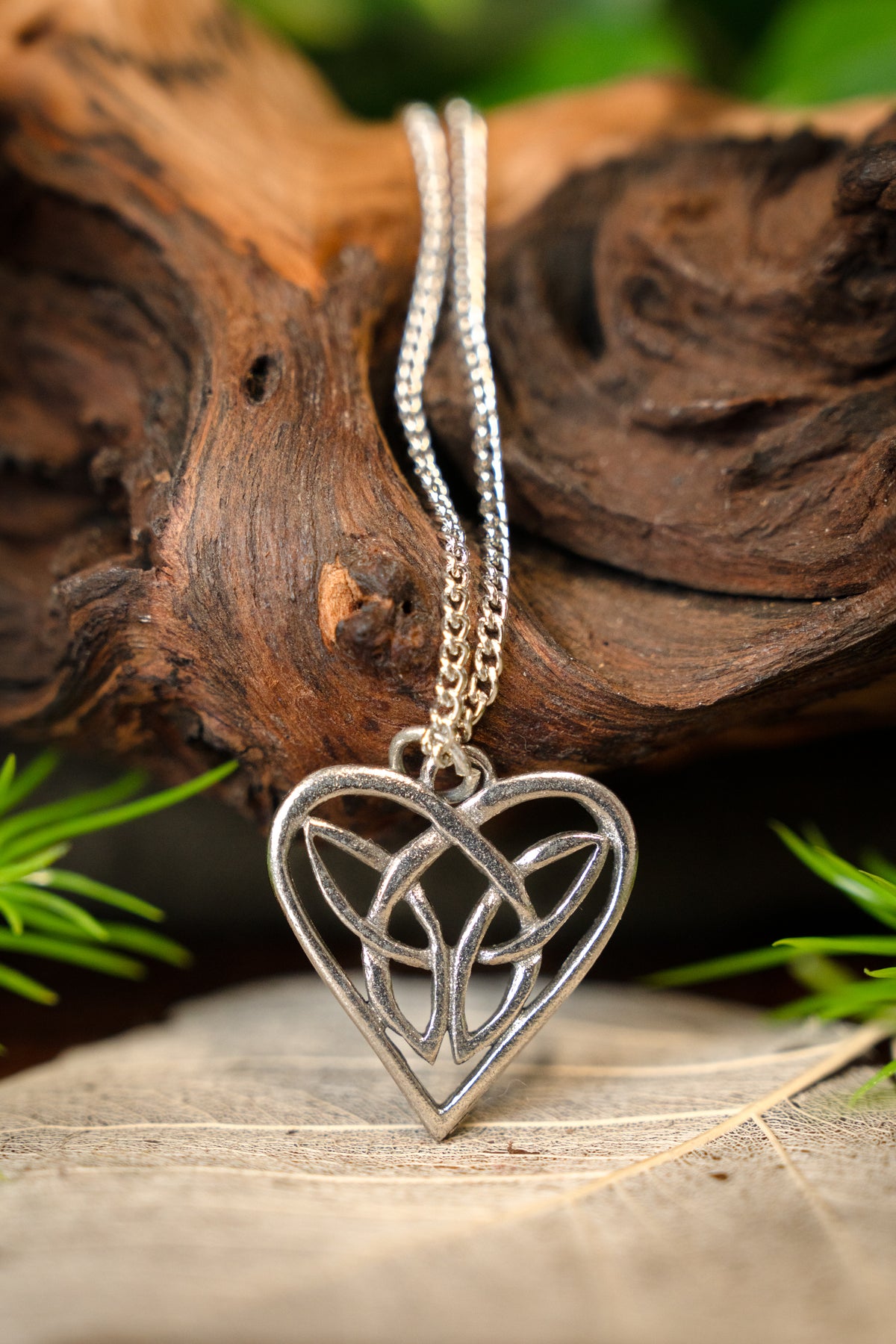 Celtic heart pendant, pewter