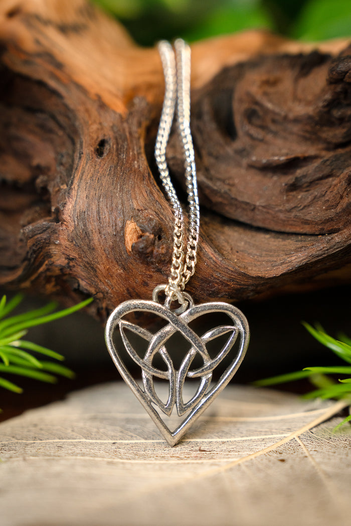 Celtic heart pendant, pewter