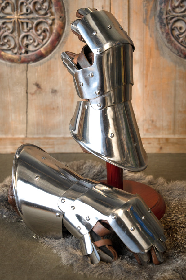 15th century Milanese gauntlets, 1.6 mm