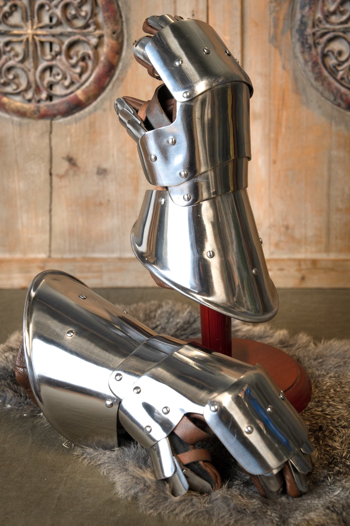 15th century Milanese gauntlets, 1.6 mm