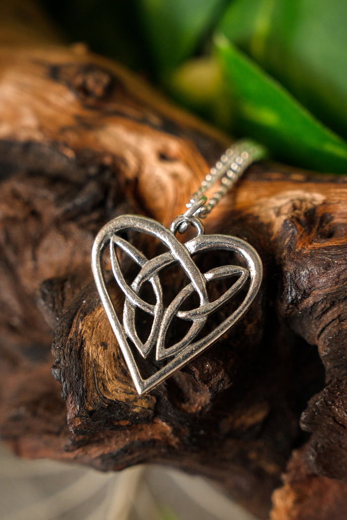 Celtic heart pendant, pewter