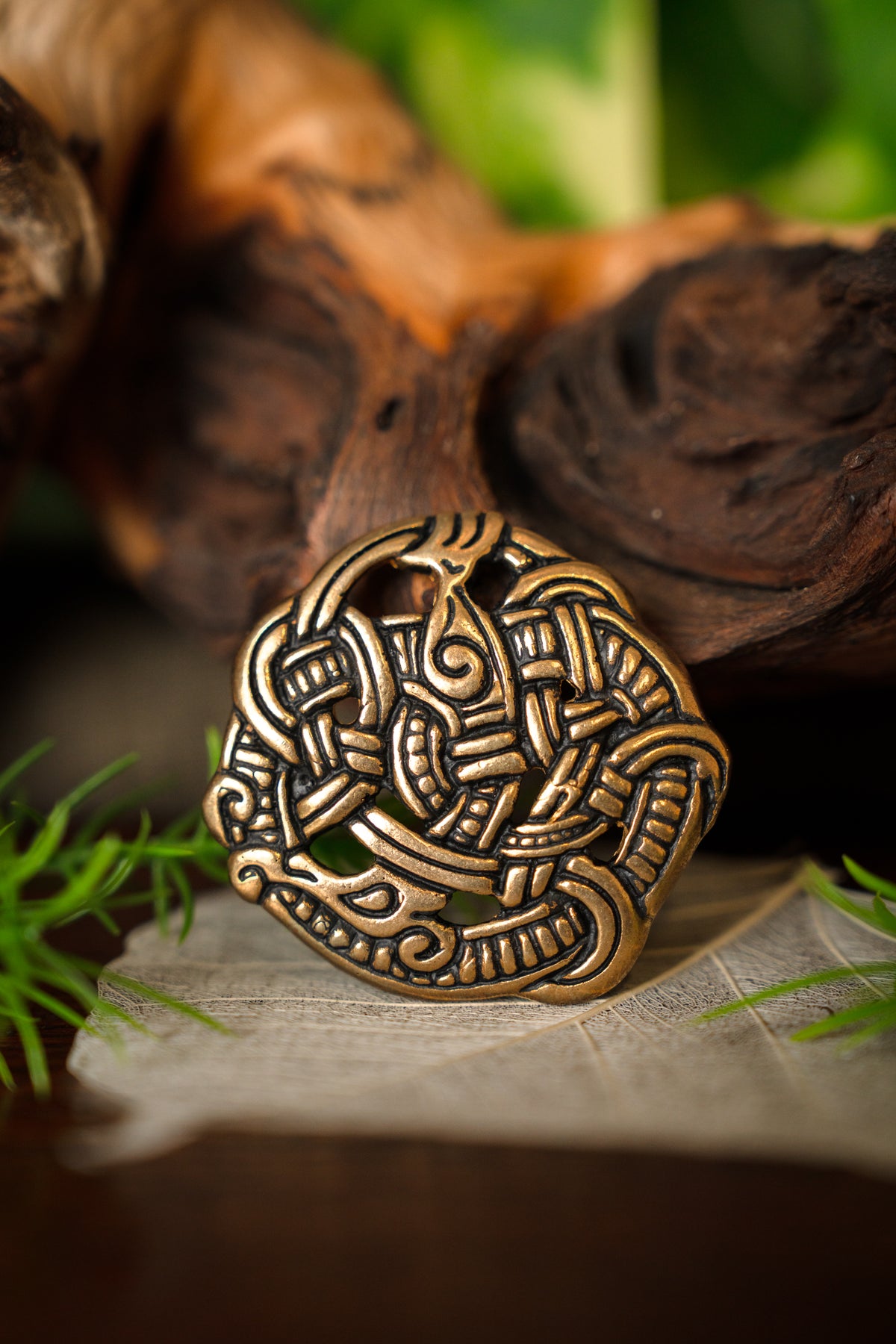 Urnes style disc fibula, bronze