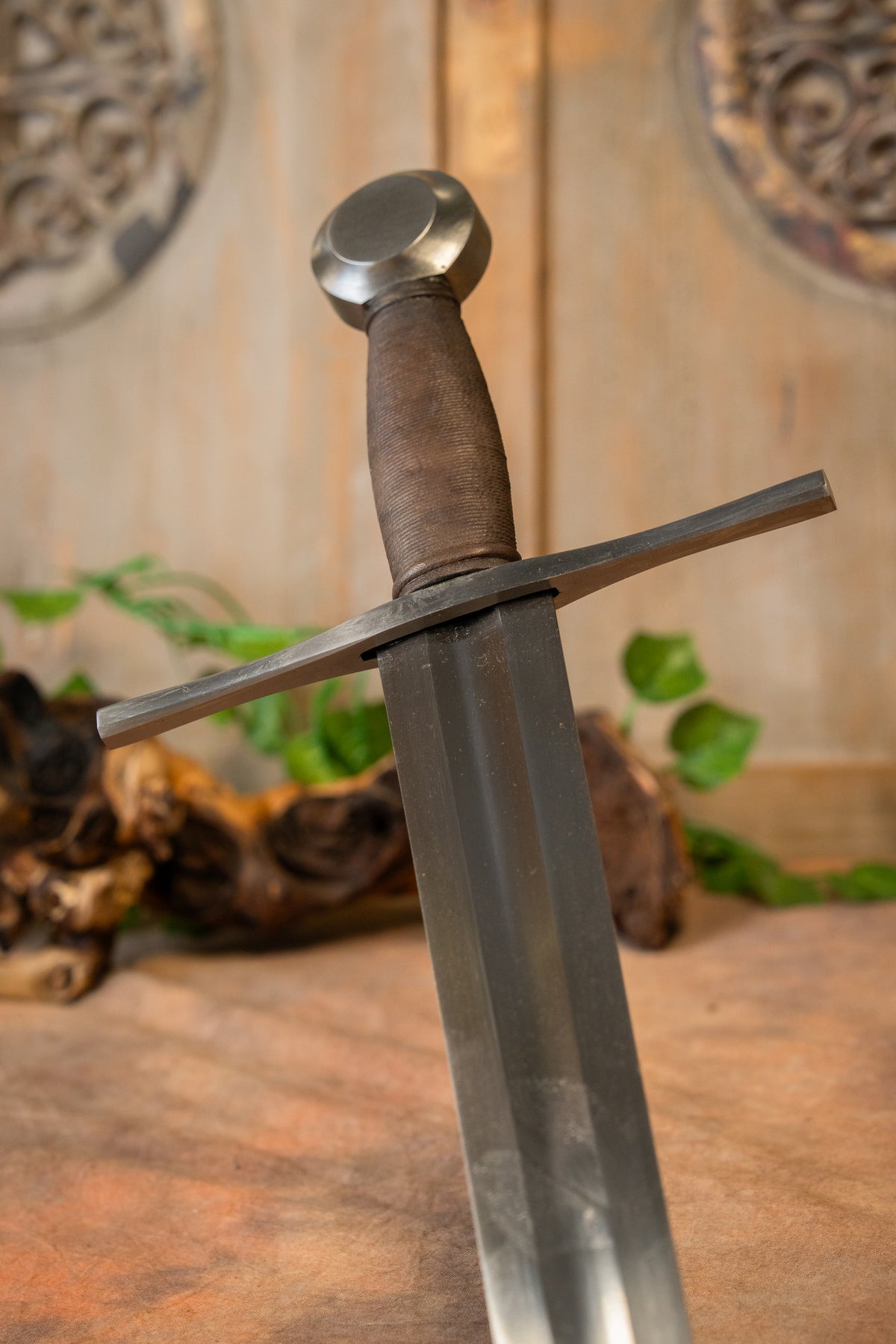 Crusader sword Oakeshott XIII, semi-sharp
