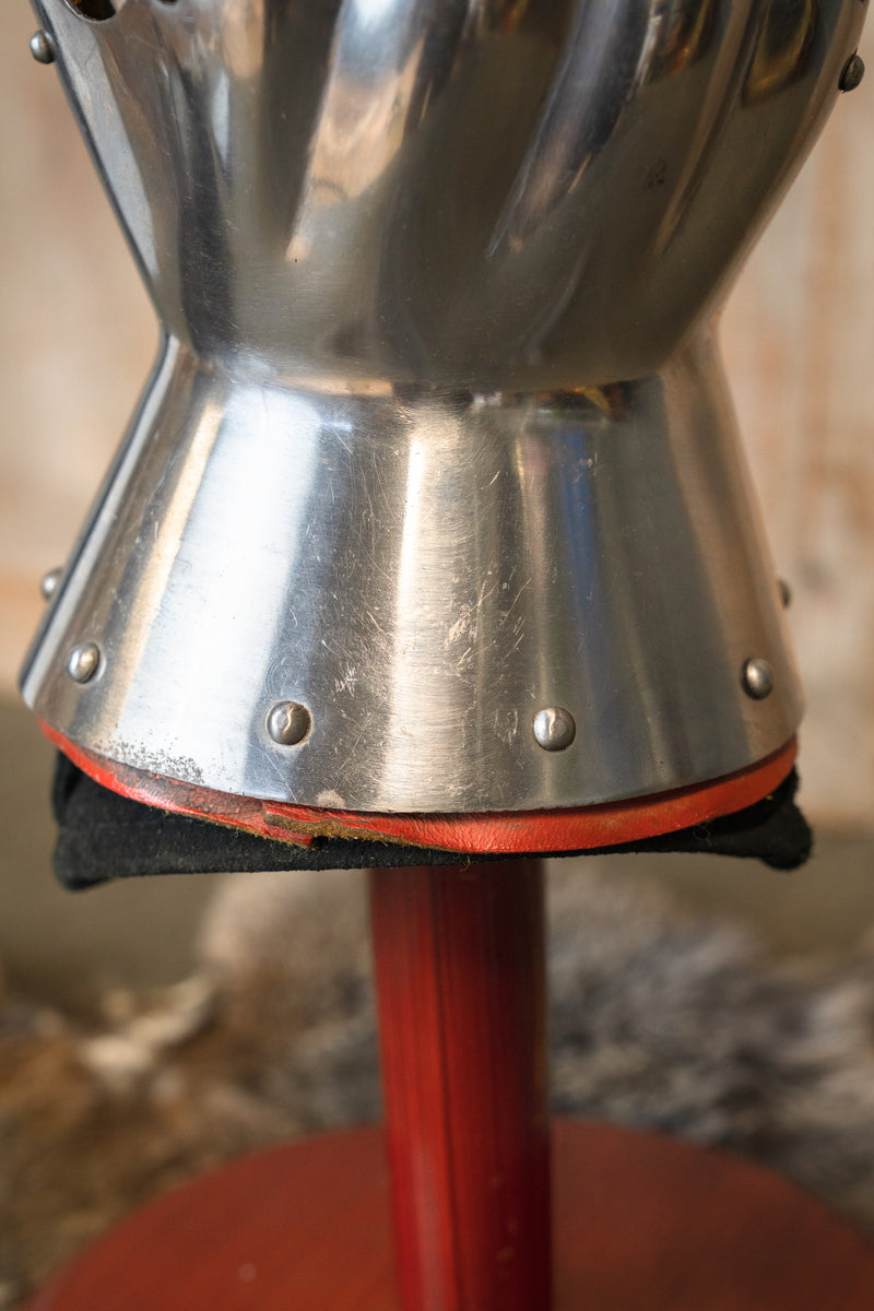 Guanti a clessidra del XIV secolo, 1,6 mm