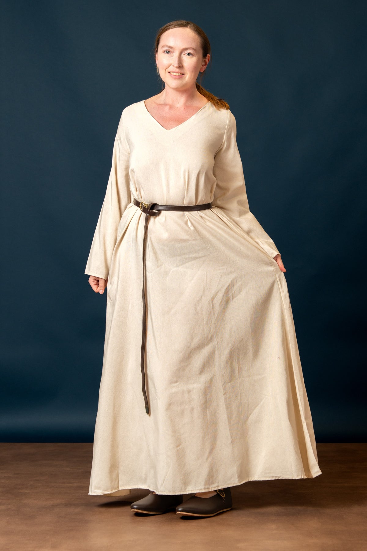 Meduseld chemise, underdress, linen