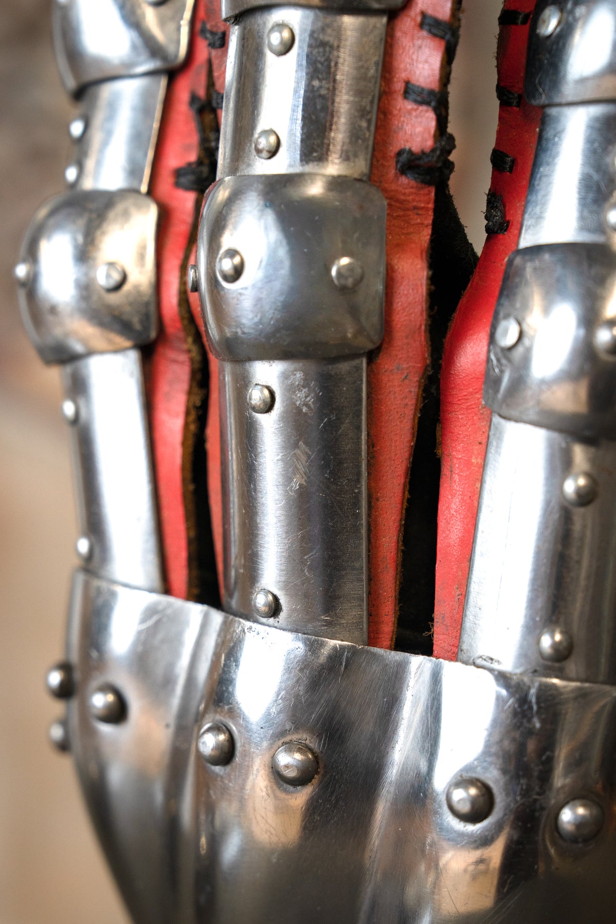14th century hourglass gauntlets, 1.6 mm