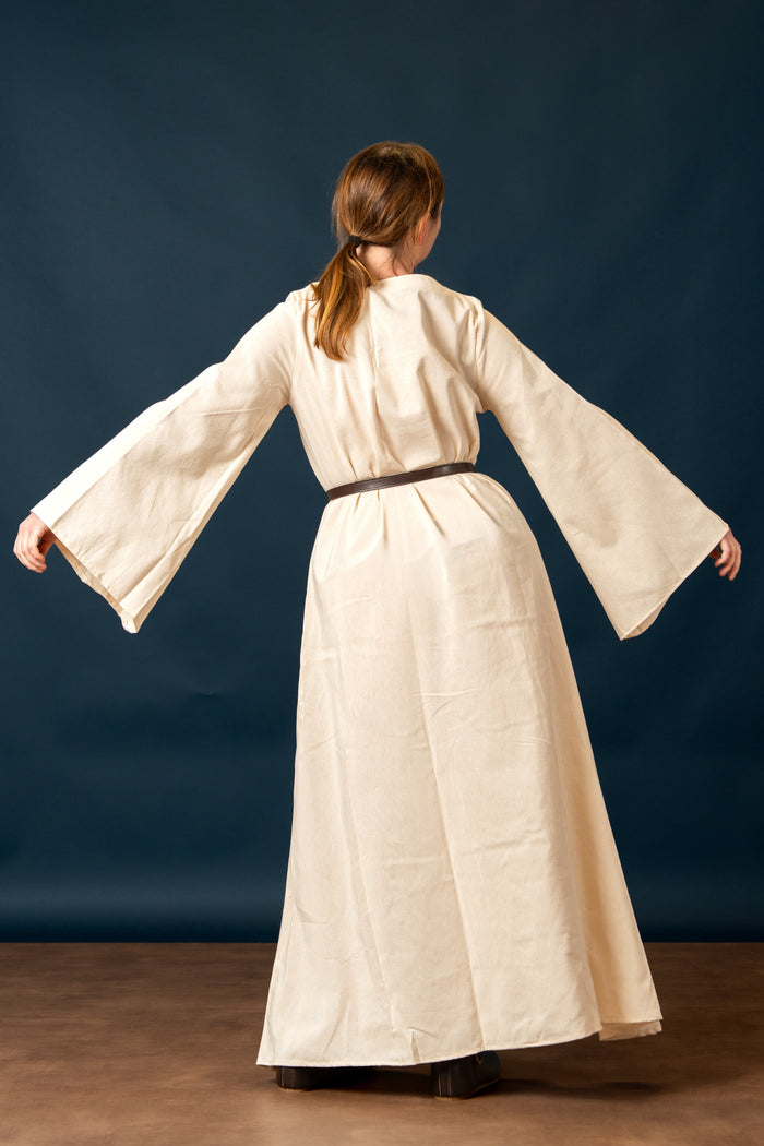 Meduseld chemise, underdress, linen