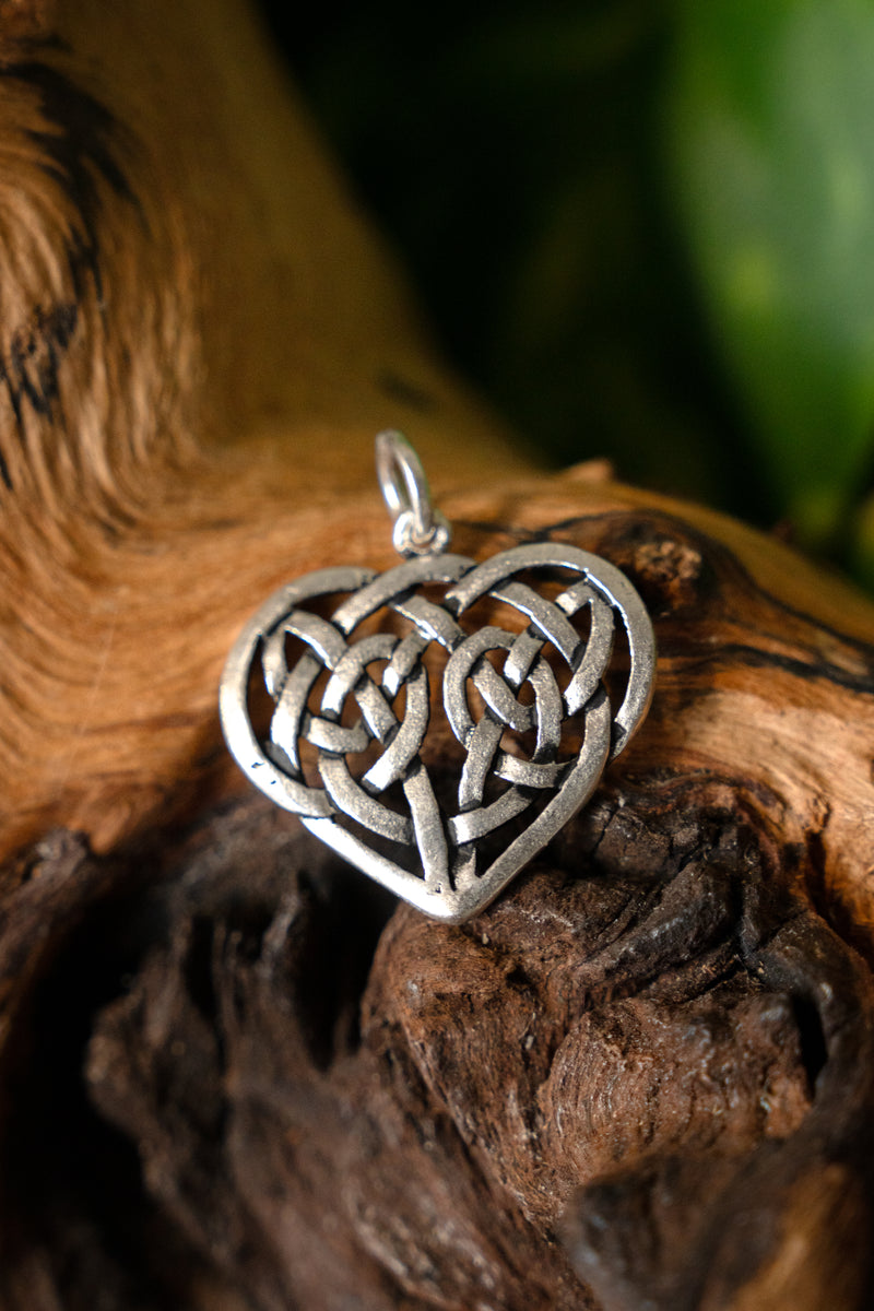 Celtic heart pendant, silvered bronze