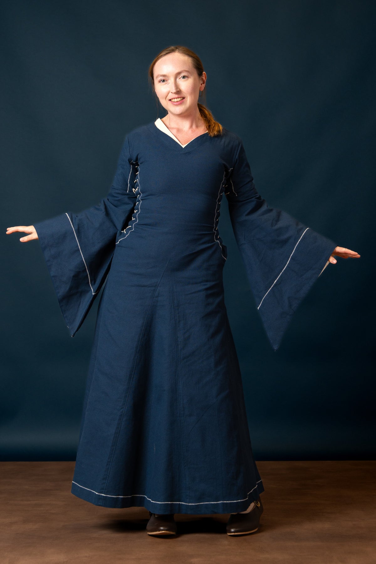 Medieval bliaut Amal, blue-white