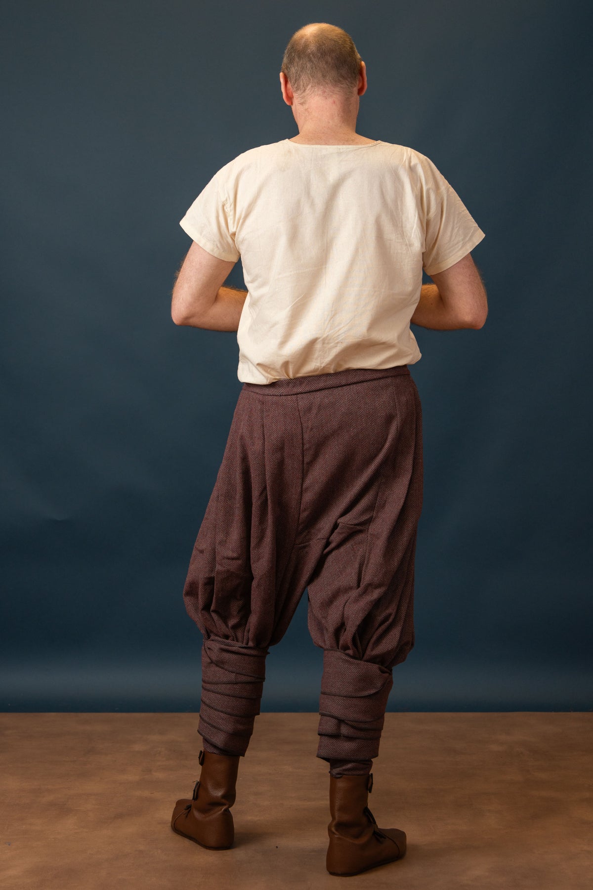 Rusvik Viking trousers Borys, herringbone pattern, wool blend, burgundy red