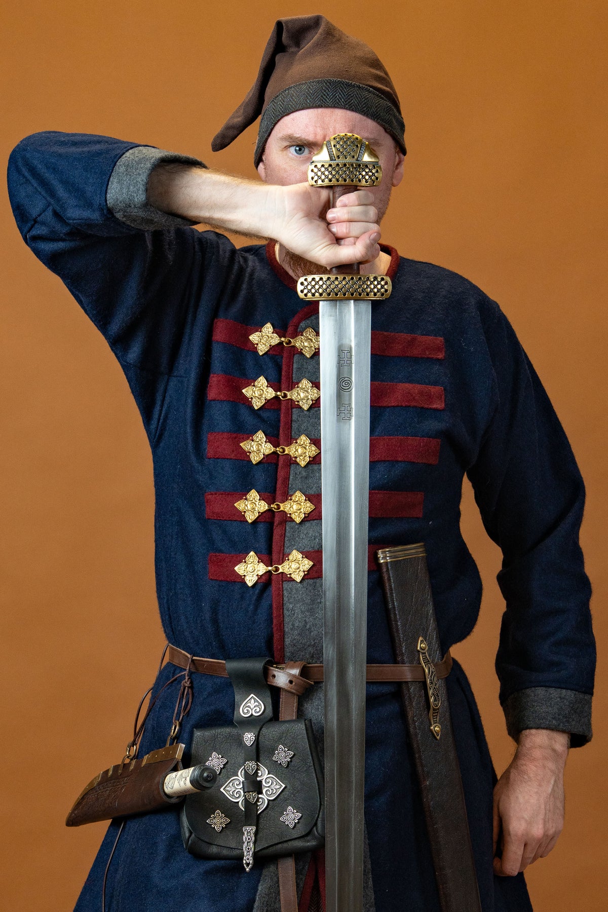 Viking sword Gnezdovo, Petersen E2, semi-sharp