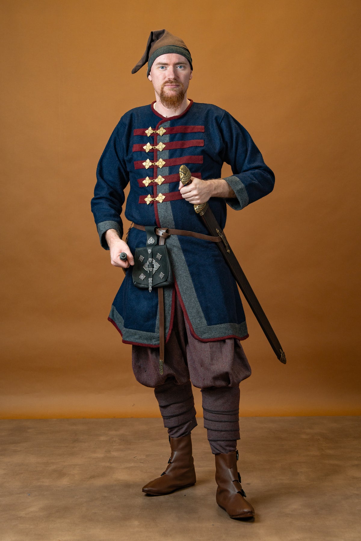 Rusvik Viking trousers Borys, herringbone pattern, wool blend, burgundy red