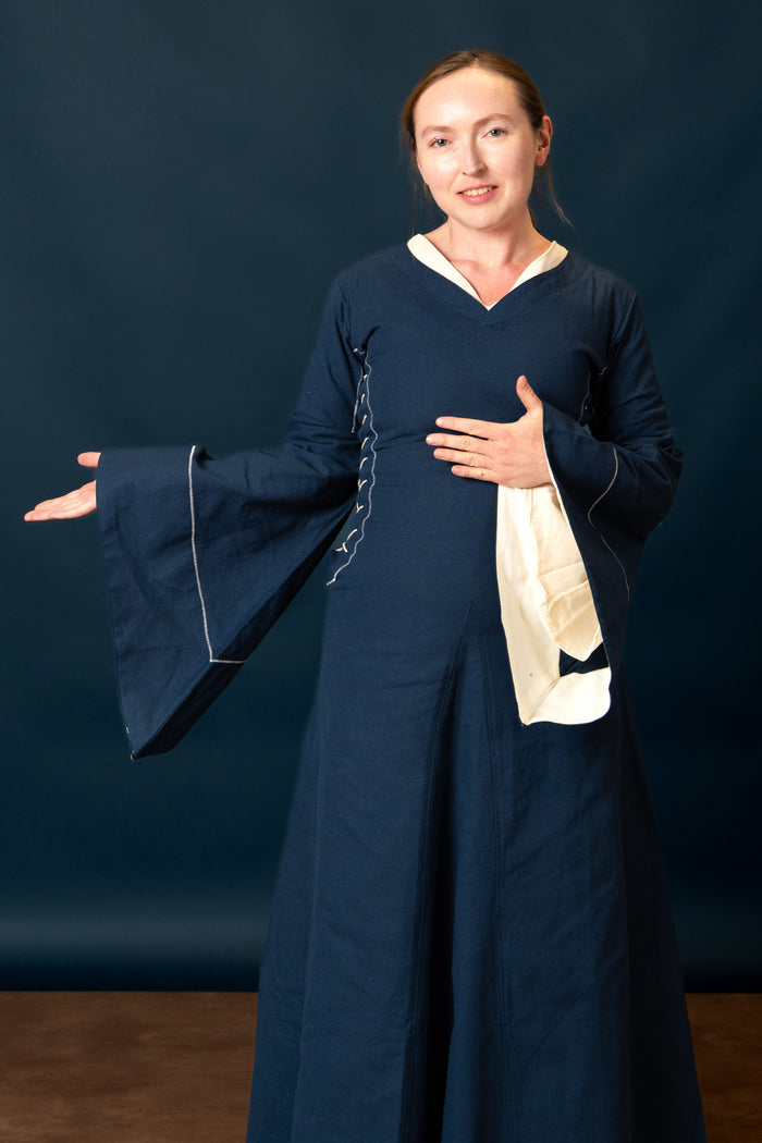 Medieval bliaut Amal, blue-white