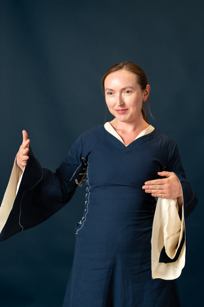 Medieval bliaut Amal, blue-white