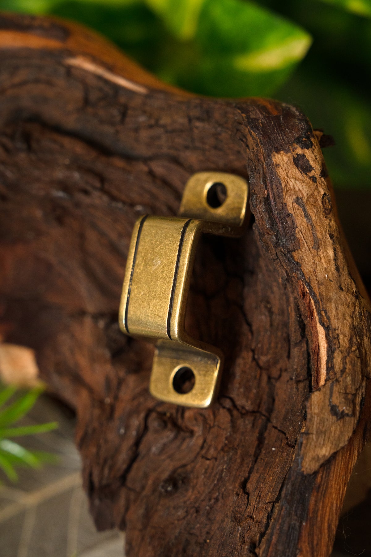 Viking bag strap fitting