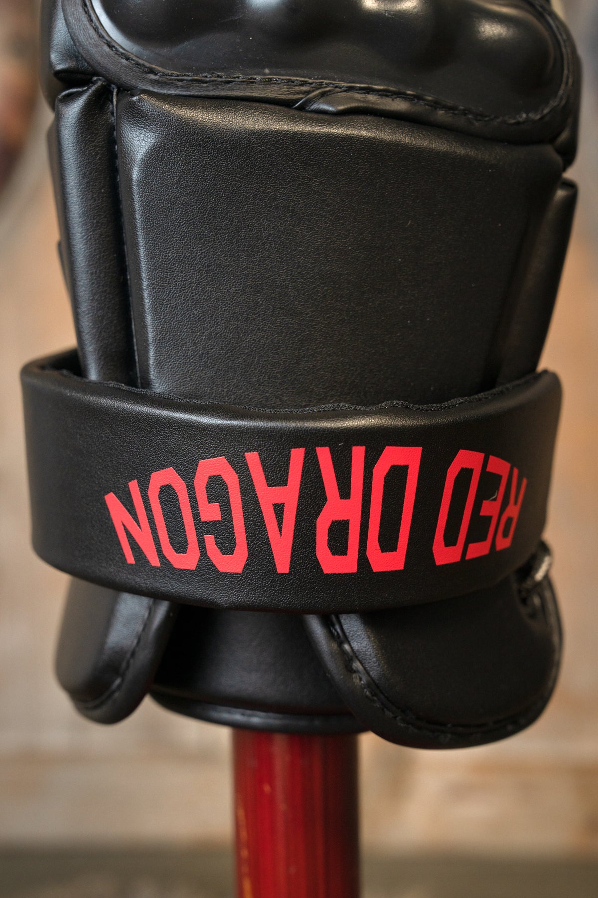 Modern fencing gloves M