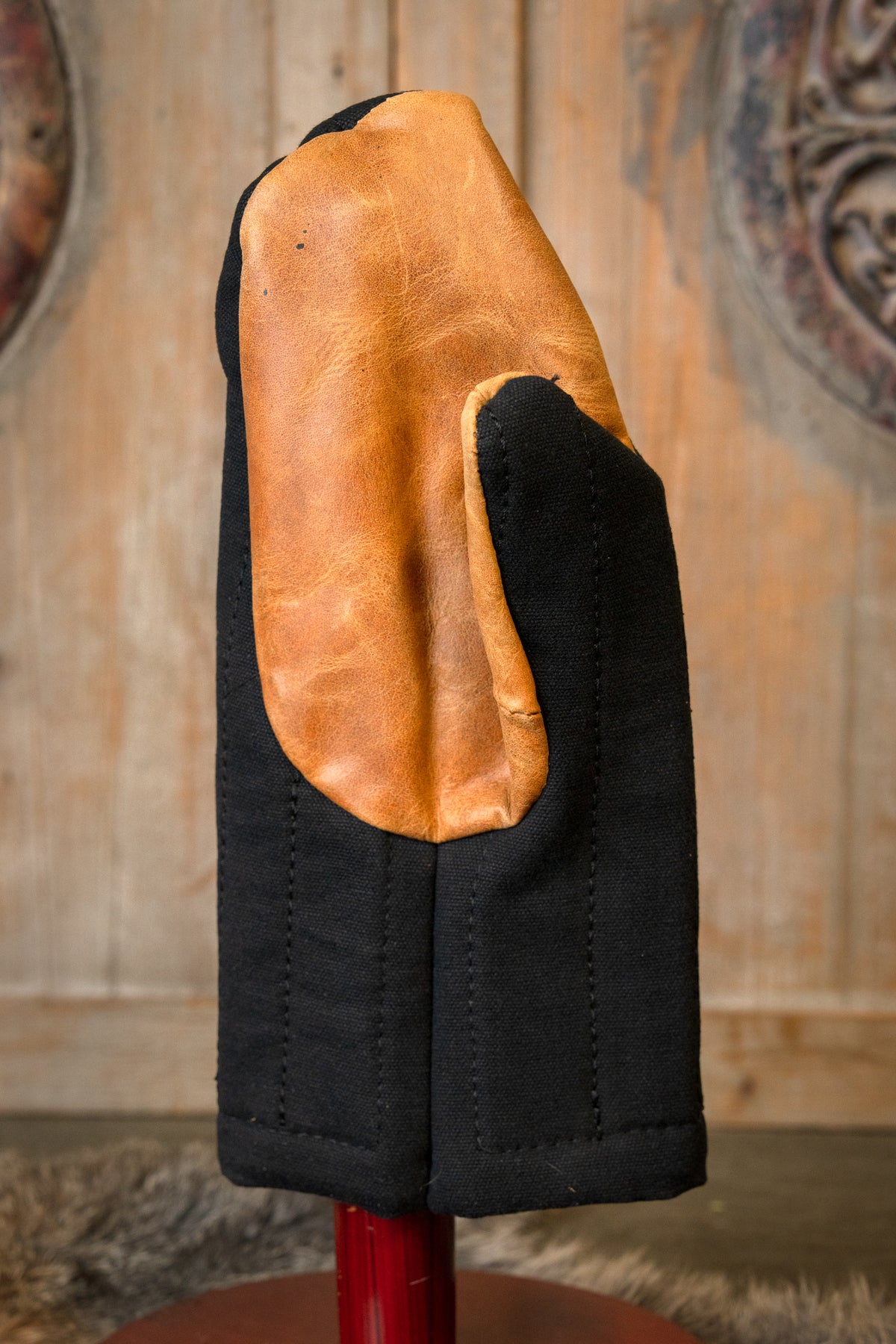 Padded mittens, muffs for reenactment, black